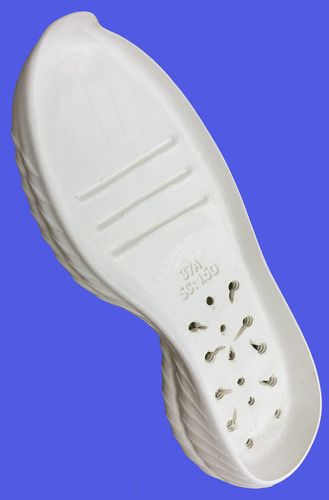 专利详情1.本外观设计产品的名称:鞋底(20200805).2.